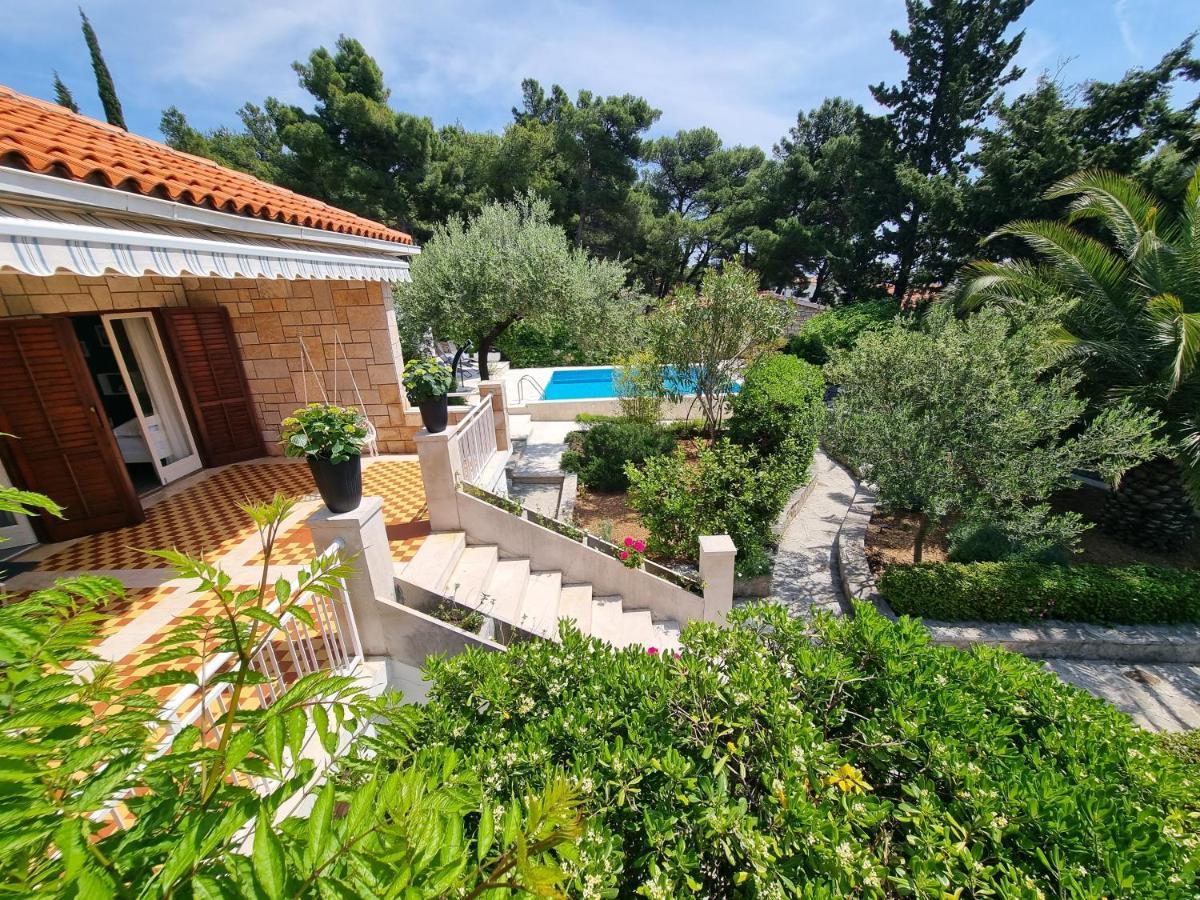 Villa Ilaria Bol Dış mekan fotoğraf
