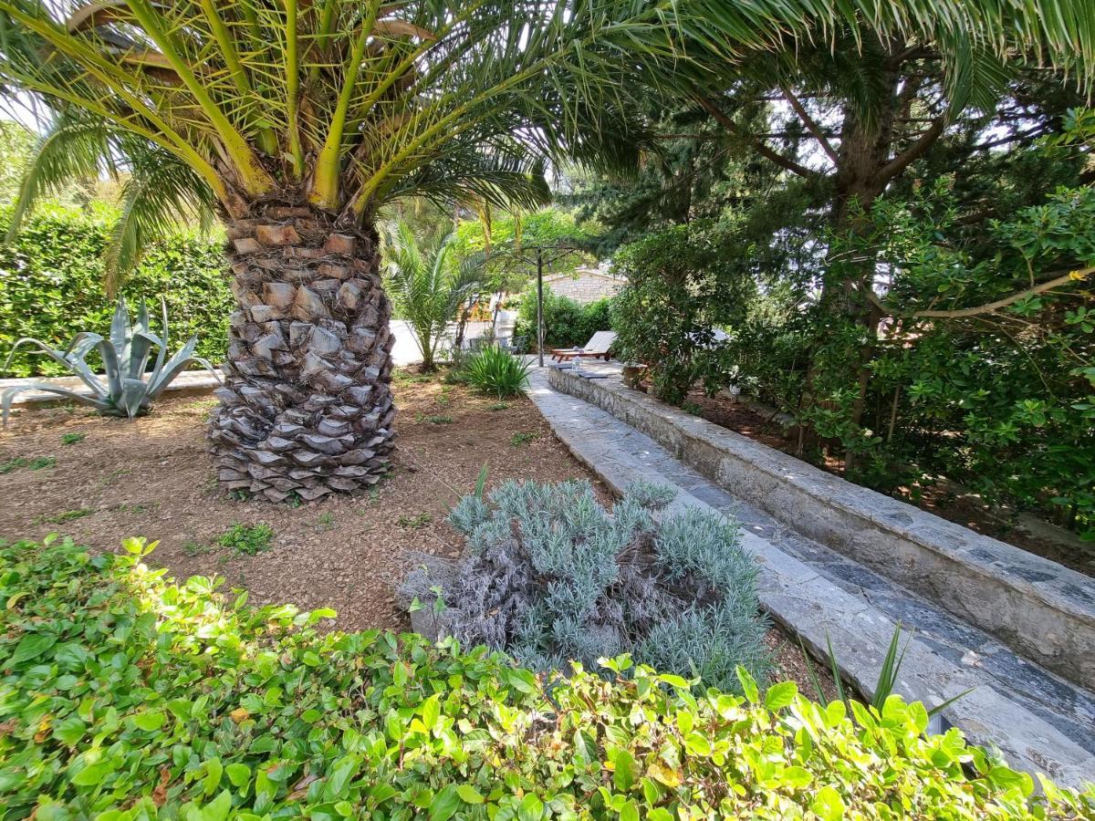 Villa Ilaria Bol Dış mekan fotoğraf
